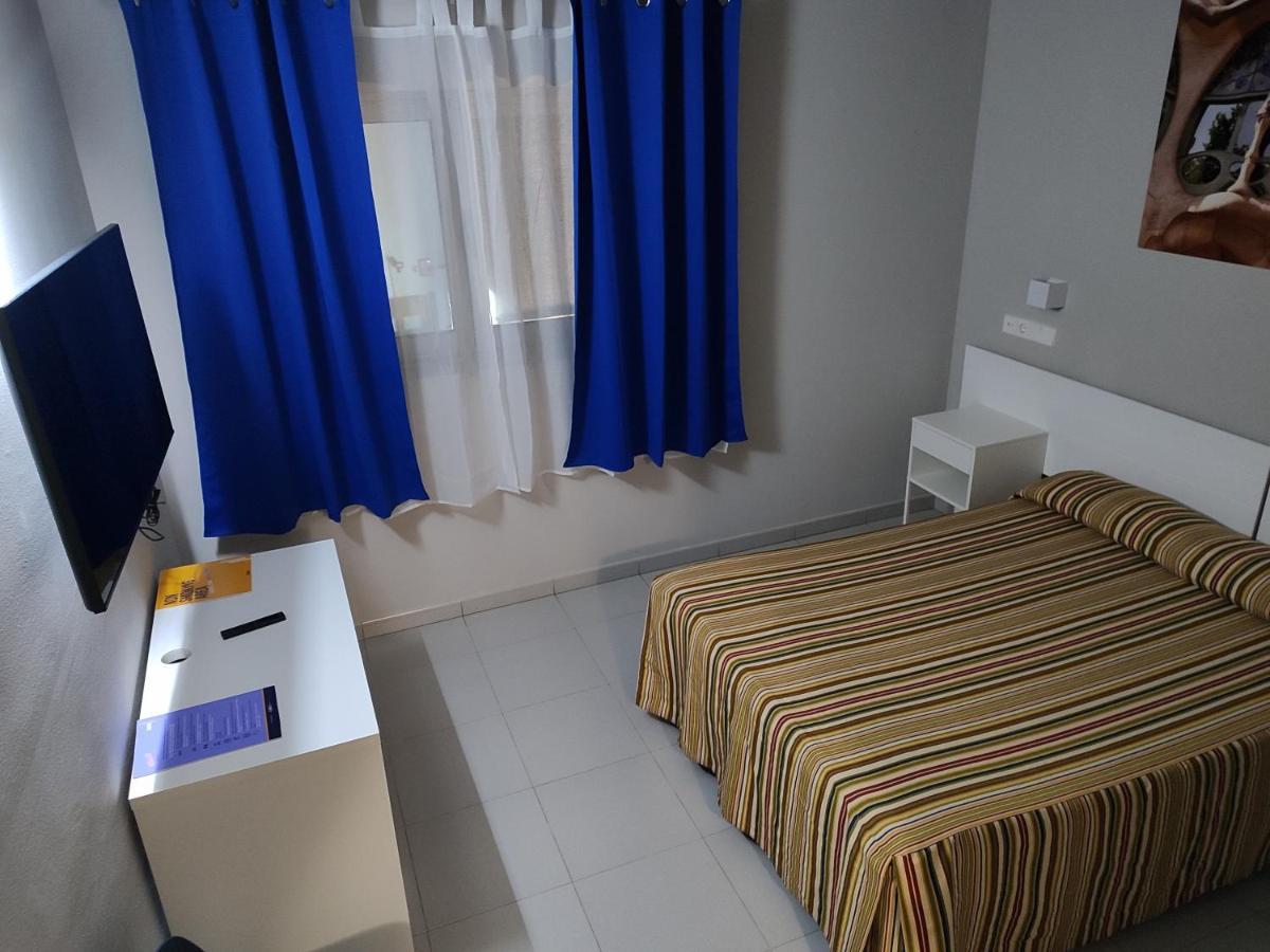 Hotel Blauet By Bossh Hotels El Prat de Llobregat Zewnętrze zdjęcie