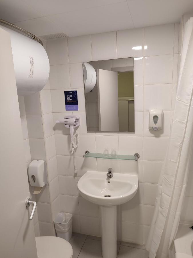 Hotel Blauet By Bossh Hotels El Prat de Llobregat Zewnętrze zdjęcie