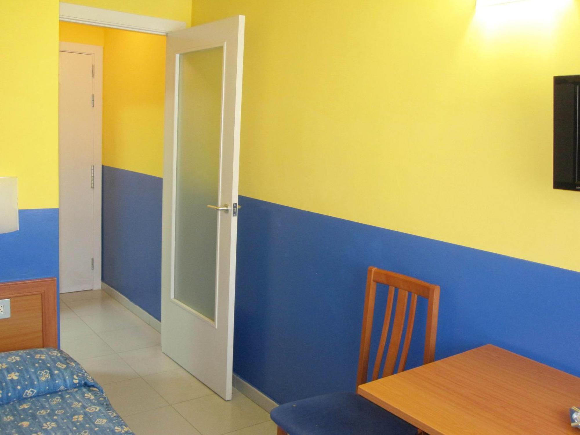 Hotel Blauet By Bossh Hotels El Prat de Llobregat Zewnętrze zdjęcie